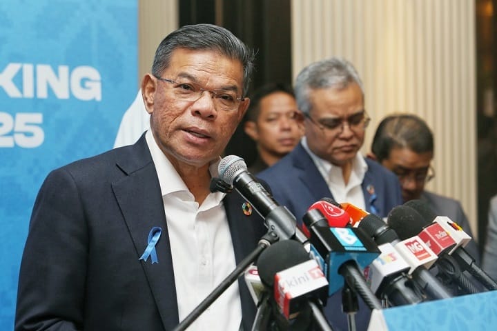Tidak tahu menahu isu Khairy, rombakan Kabinet belum dibincang – Saifuddin Tidak tahu menahu isu Khairy, rombakan Kabinet belum dibincang – Saifuddin